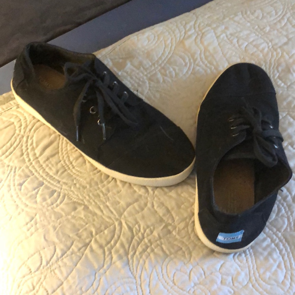 Toms Black casual shoes